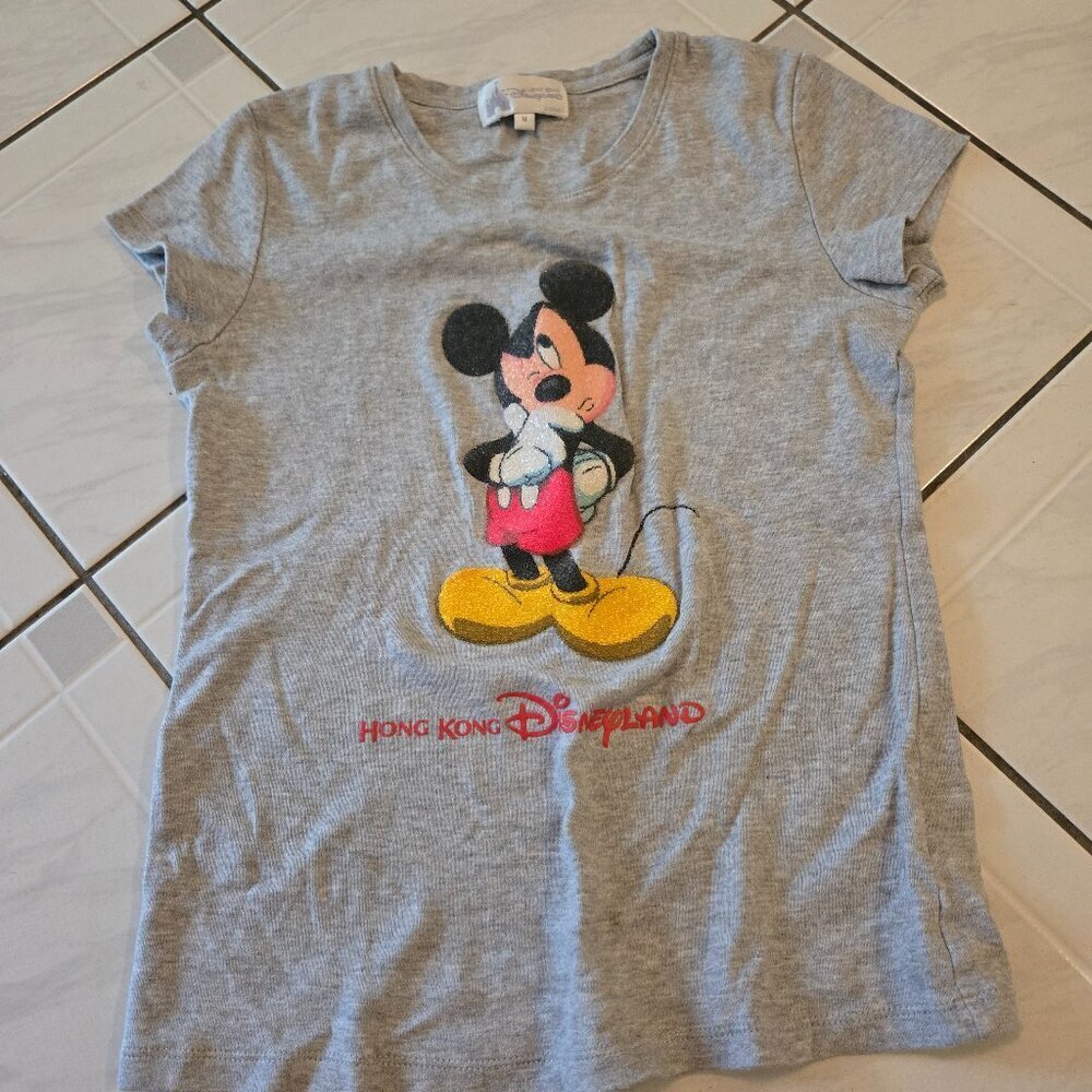 Disneyland Hong Kong Mickey Mouse Graphic T-Shirt M